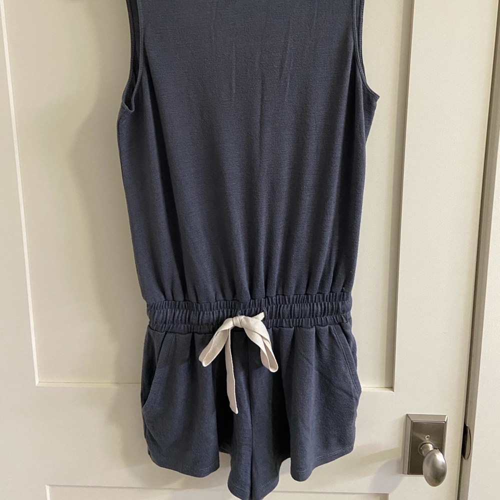 Aritzia Wilfred Romper